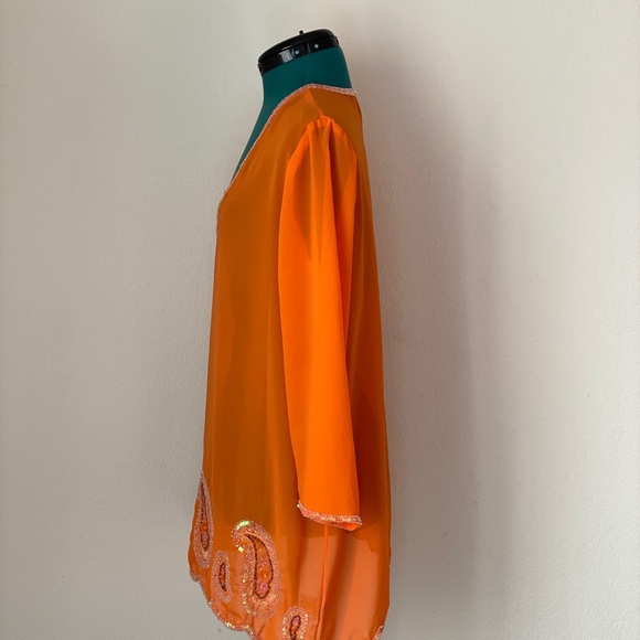 SOLDOversized hobo Bright orange chiffon sequin blouse - Picture 7 of 10